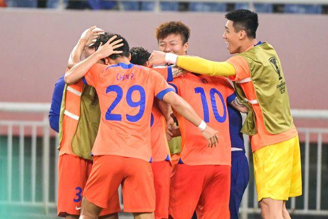 意甲-弗拉霍维奇双响孔塞桑处子球 尤文3-0胜