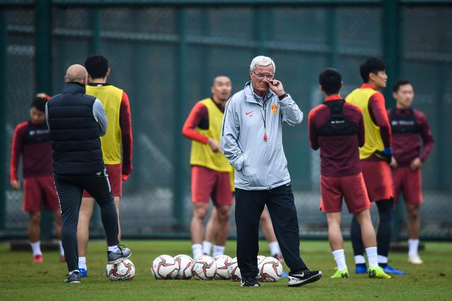 英超-萨拉赫破门努涅斯建功 利物浦2-0维拉
